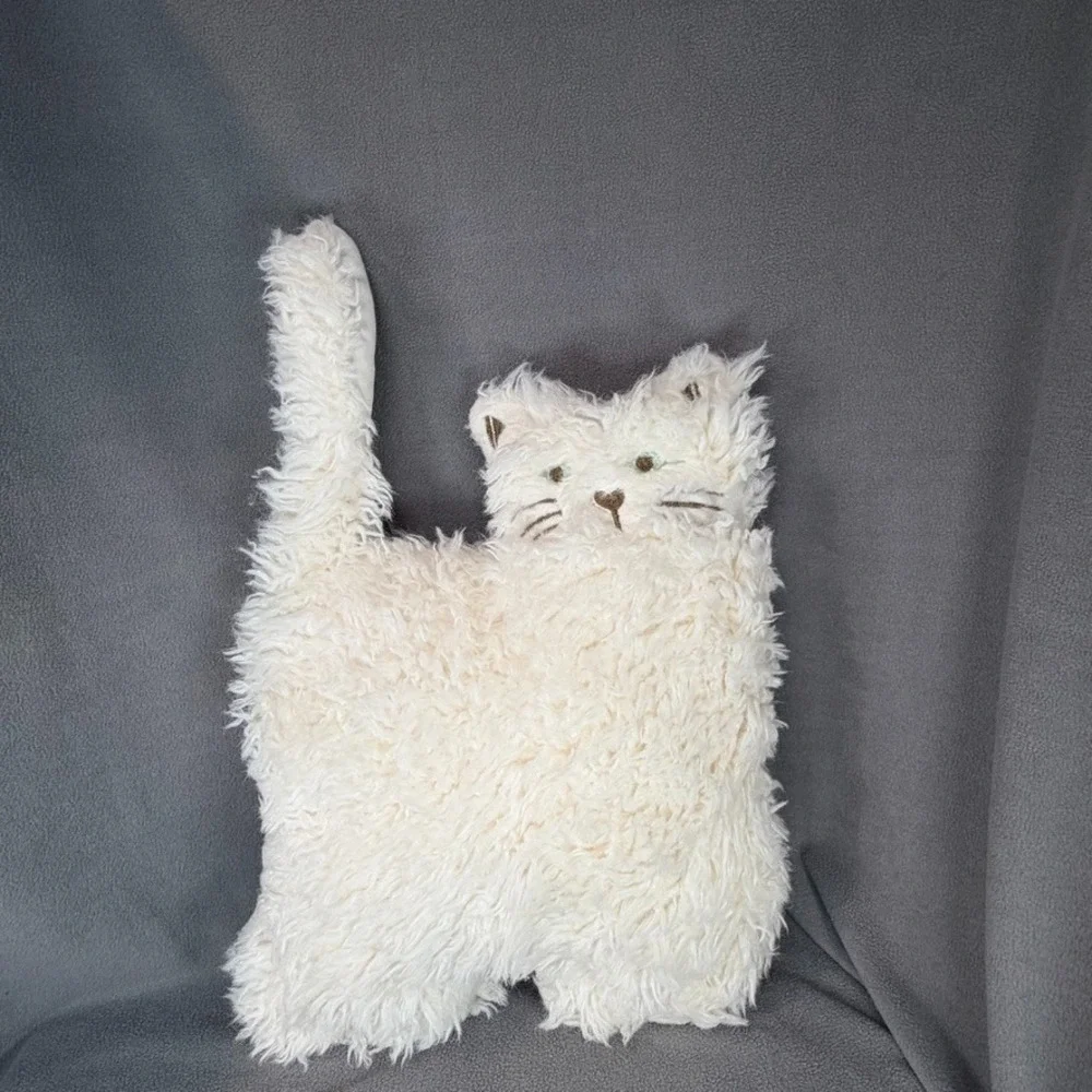 Urban Outfitters UO Home Furry Cat Pillow White Shag Plush Throw NWT